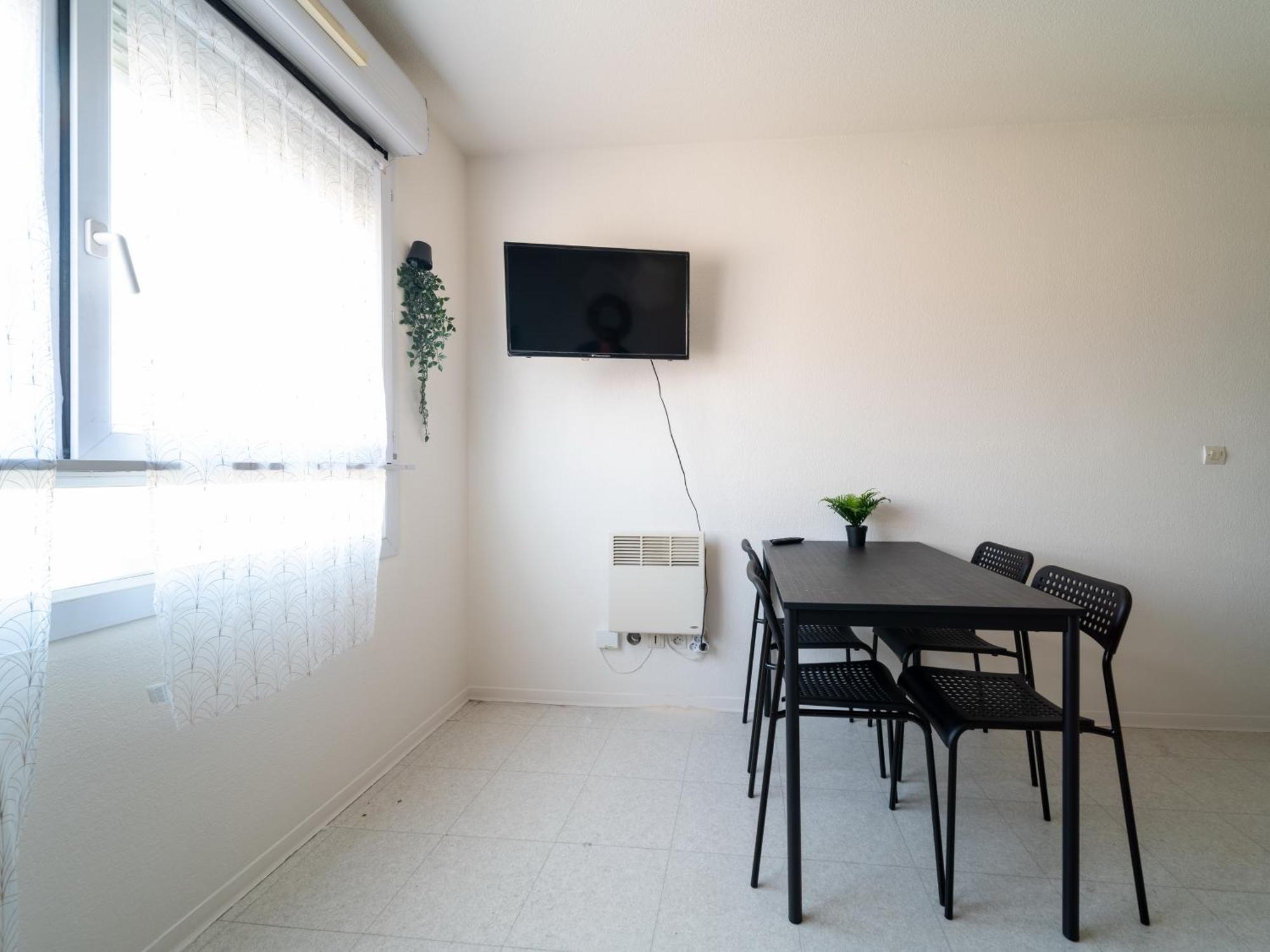 Appartement Tout Equipe A 6Min De La Gare St Charles Marsella Exterior foto